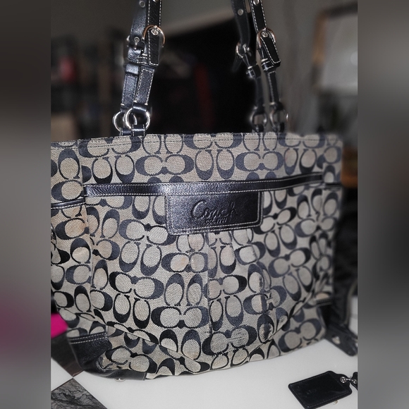 Bundle of 4 COACH+1 MICHAEL KORS Tote/Shoulder Bags - Picture 8 of 16